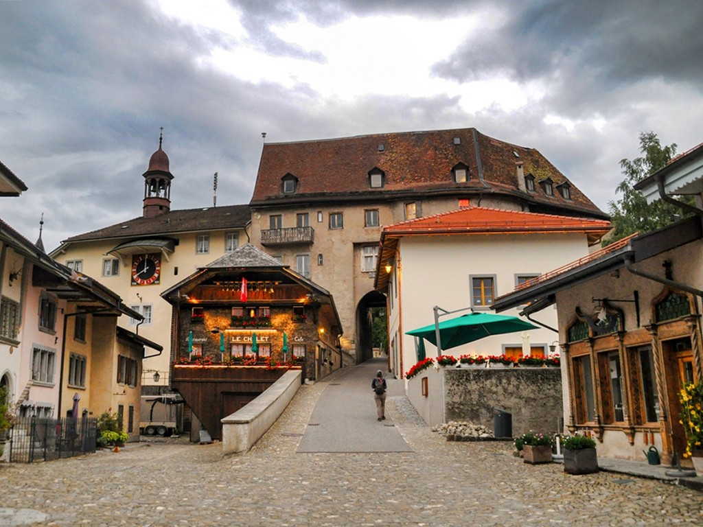 Gruyères-2