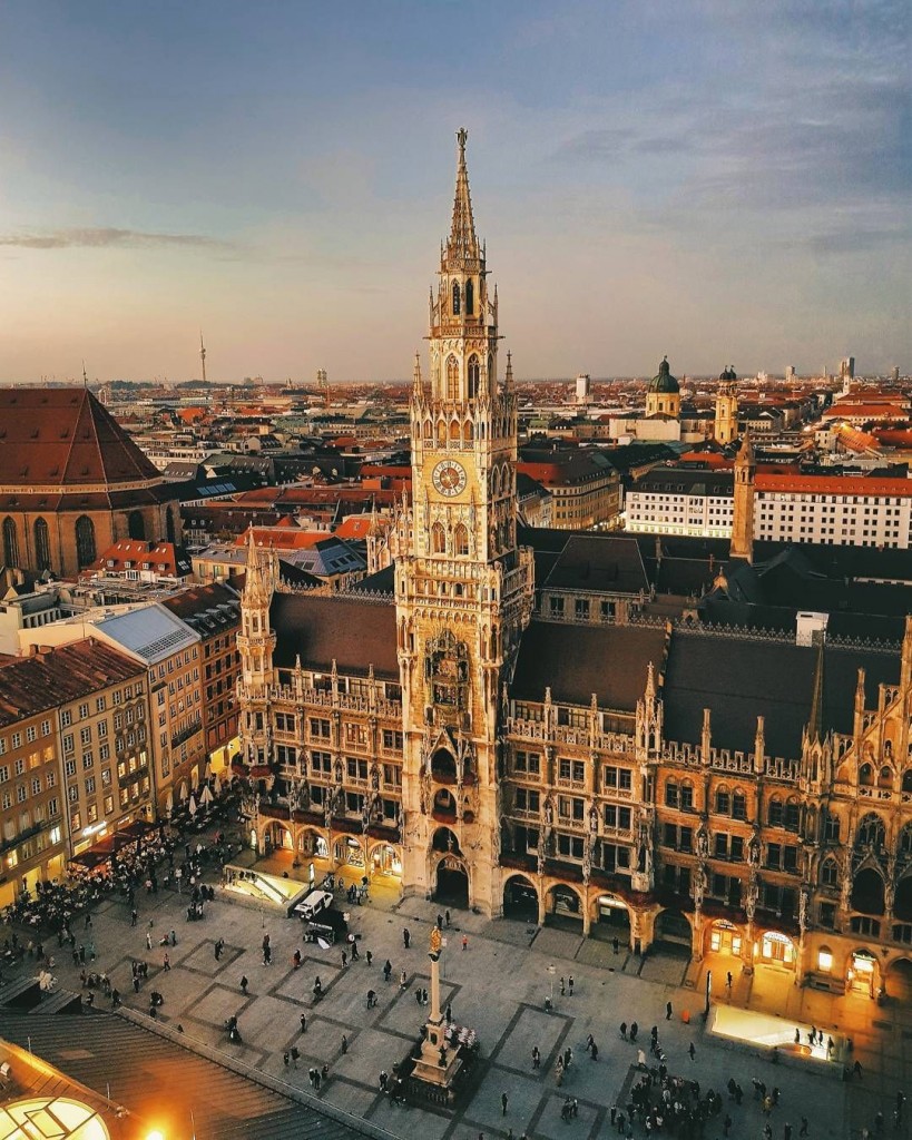 Marienplatz