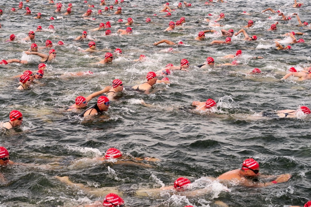 Para los más competitivos, el lago Müritz cuenta con distintas competiciones, entre ellas ésta de natación 