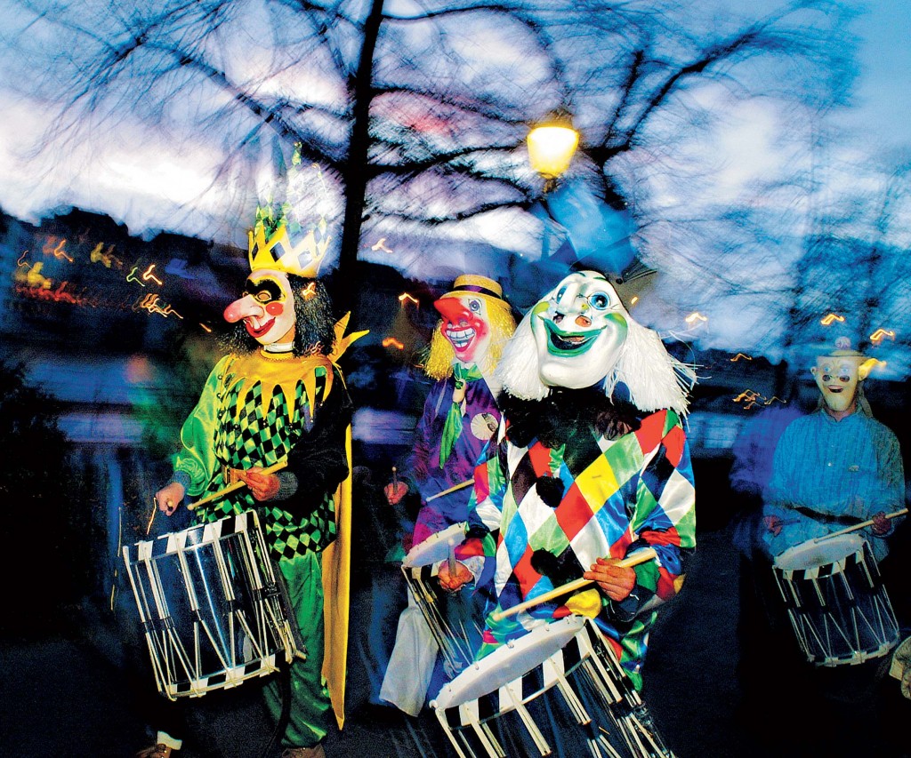 fasnacht-basel-buehne-1-neu